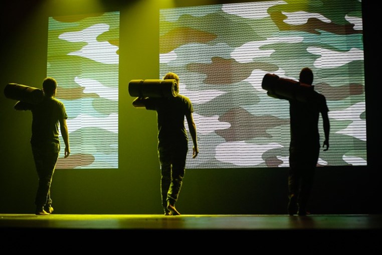 MOVES Dance-Back to the Roots